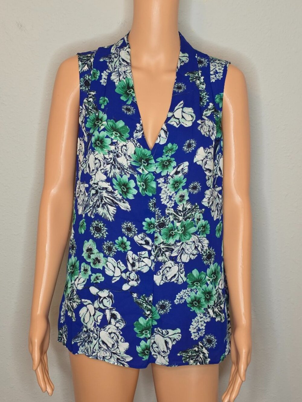 Rose & Olive Floral Women's Blouse, Size Large